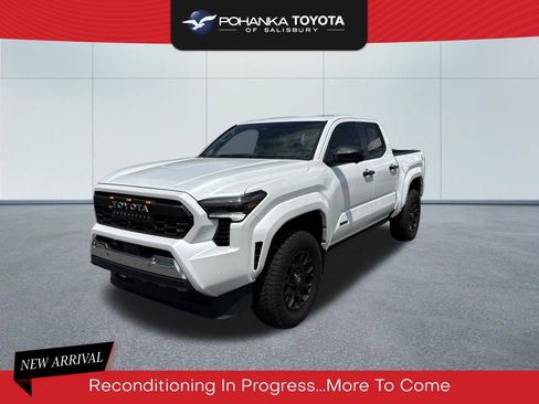 Used 2024 Toyota Tacoma Limited w/ Limited Package (LT) AWD/4WD image 1