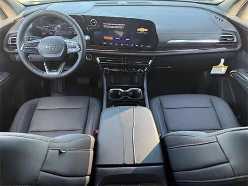 New 2026 Chevrolet Traverse Z71 w/ Driver Confidence Package image 11