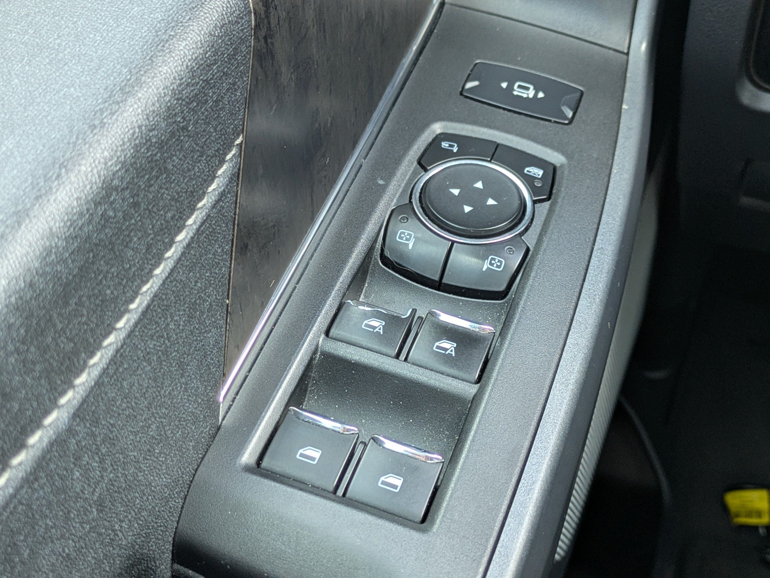 Used 2024 Ford F350 Lariat w/ Sport Appearance Package AWD/4WD image 20