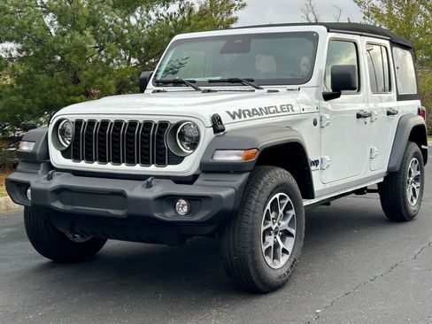 New 2025 Jeep Wrangler Sport S image 3