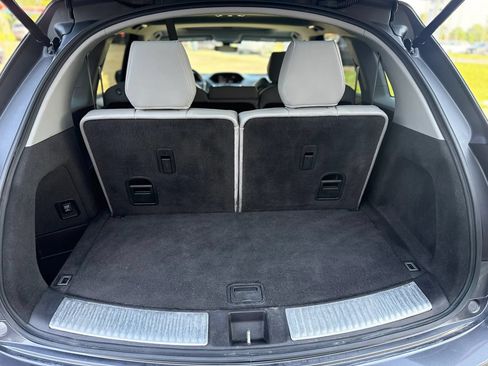 Used 2018 Acura MDX SH-AWD image 15