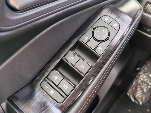 Used 2026 Nissan Rogue SV FWD image 22