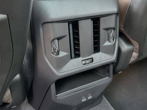 New 2025 BMW X3 xDrive30i w/ Convenience Package image 19