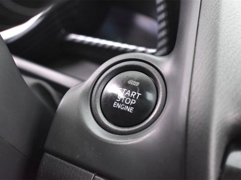 Used 2014 MAZDA MAZDA3 i Grand Touring image 22