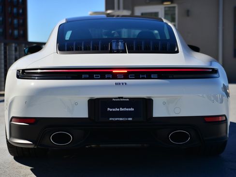 Certified 2026 Porsche 911 Carrera image 10