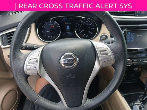 Used 2016 Nissan Rogue SL w/ SL Premium Package FWD image 13
