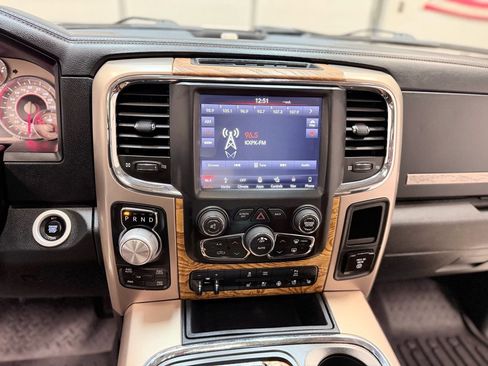 Used 2018 RAM 1500 Laramie Longhorn w/ Convenience Group image 25