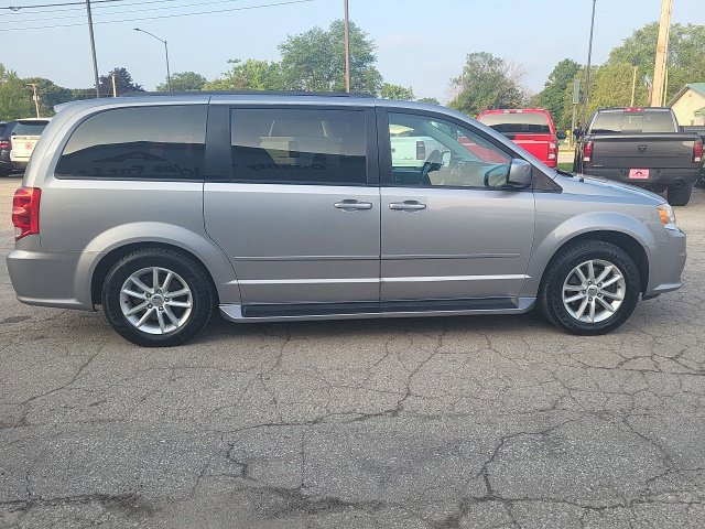 Used 2014 Dodge Grand Caravan SXT FWD image 22