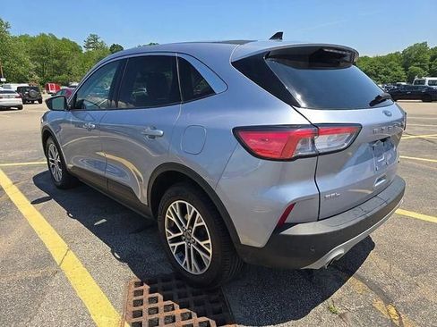 Used 2022 Ford Escape SEL AWD/4WD image 3