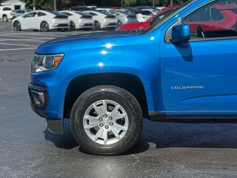 Used 2021 Chevrolet Colorado LT w/ LT Convenience Package AWD/4WD image 2