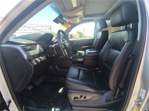 Used 2018 Chevrolet Tahoe LT AWD/4WD image 9
