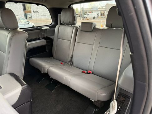 Used 2014 Toyota Sequoia Platinum w/ Preferred Accessory Package image 17