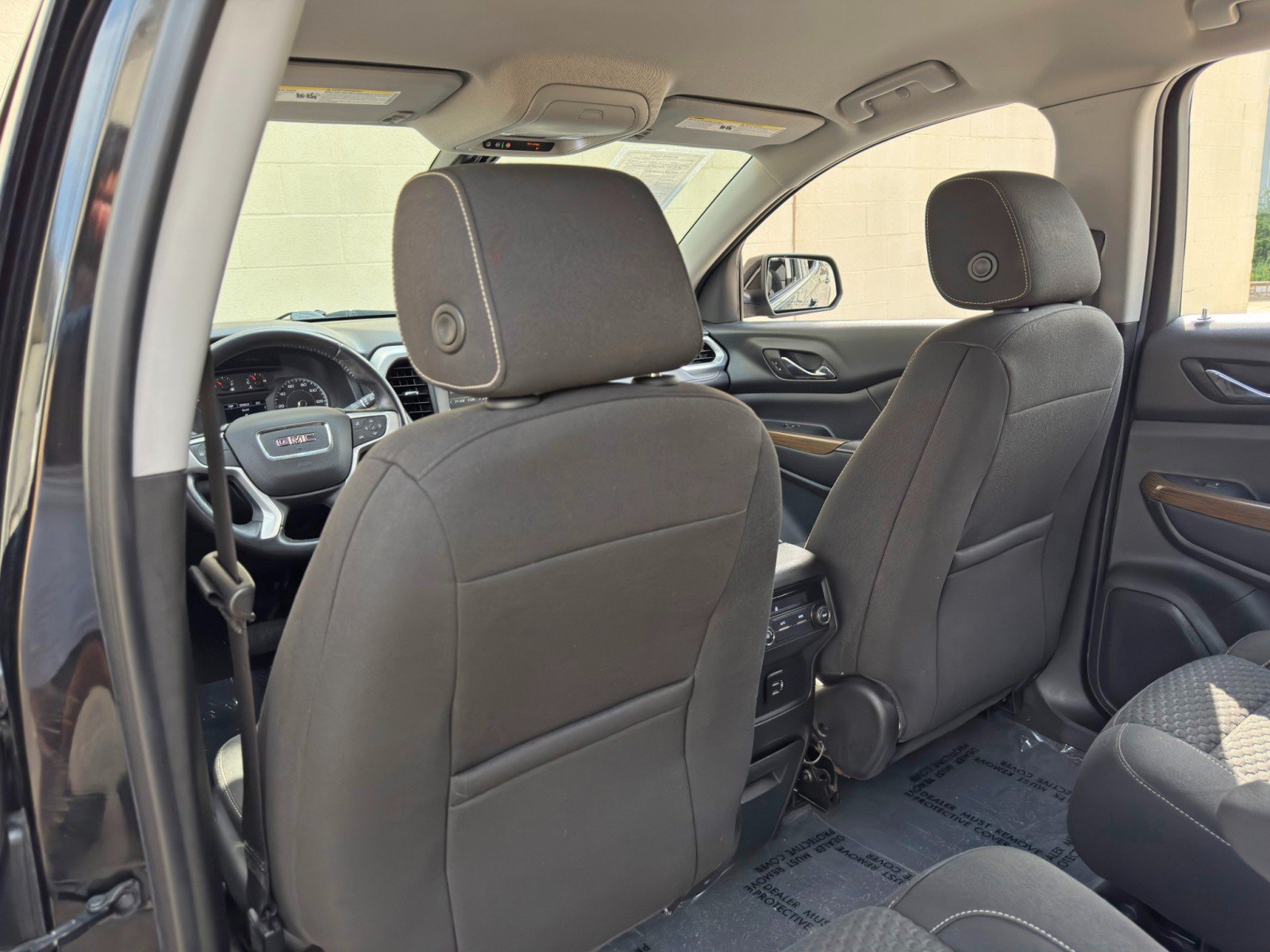Used 2018 GMC Acadia SLE w/ Driver Alert Package I AWD/4WD image 29