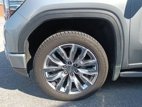 Used 2025 GMC Sierra 1500 Denali AWD/4WD image 10