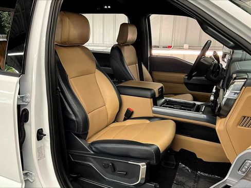 Used 2024 Ford F350 Lariat image 10