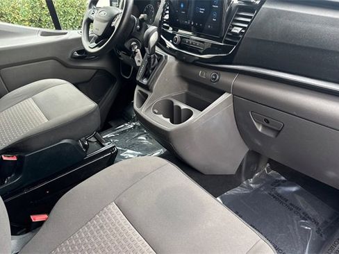 Used 2023 Ford Transit 350 XLT image 19