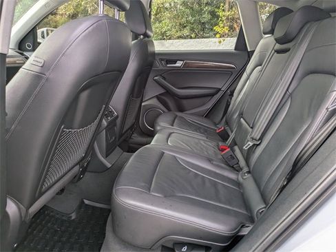 Used 2016 Audi Q5 2.0T Premium Plus w/ Technology Package image 5
