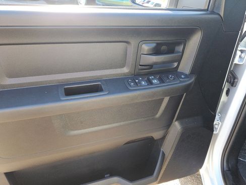 Used 2024 RAM 3500 Tradesman image 11