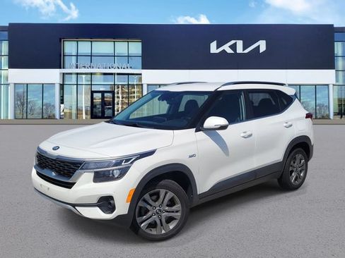 Used 2021 Kia Seltos S AWD/4WD image 1