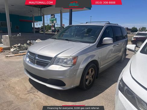 Used 2011 Dodge Grand Caravan Mainstreet w/ PWR Convenience Group FWD image 1