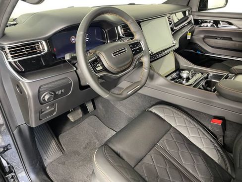 New 2026 Jeep Grand Wagoneer Summit AWD/4WD image 3