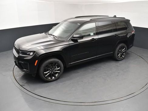 New 2026 Jeep Grand Cherokee L Limited image 15