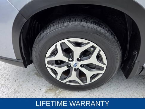 Certified 2023 Subaru Forester Premium AWD/4WD image 8