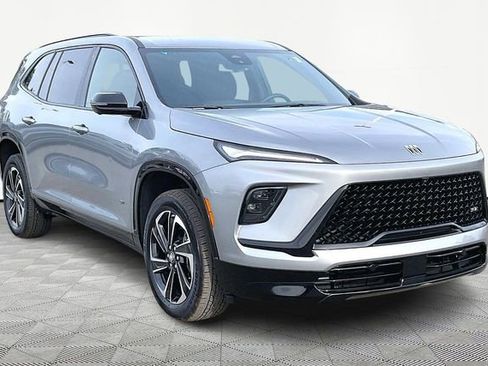 Used 2025 Buick Enclave Sport Touring image 1