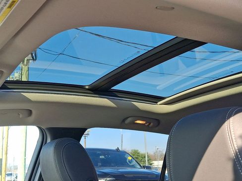 Used 2023 Buick Encore GX Essence w/ Experience Buick Package image 18