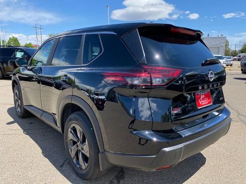 New 2026 Nissan Rogue SV AWD/4WD image 3