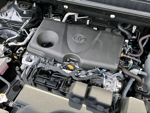 Certified 2025 Toyota RAV4 LE image 30
