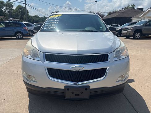 Used 2012 Chevrolet Traverse LS FWD image 3