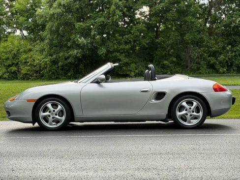 Used 1997 Porsche Boxster RWD image 14