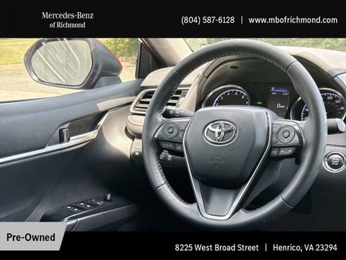 Used 2020 Toyota Camry SE w/ Convenience Package FWD image 20
