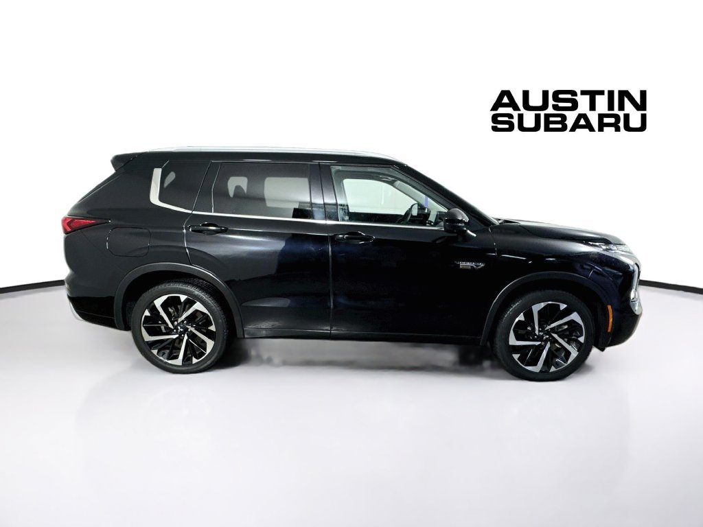Used 2025 Mitsubishi Outlander 4WD Plug-In Hybrid image 8