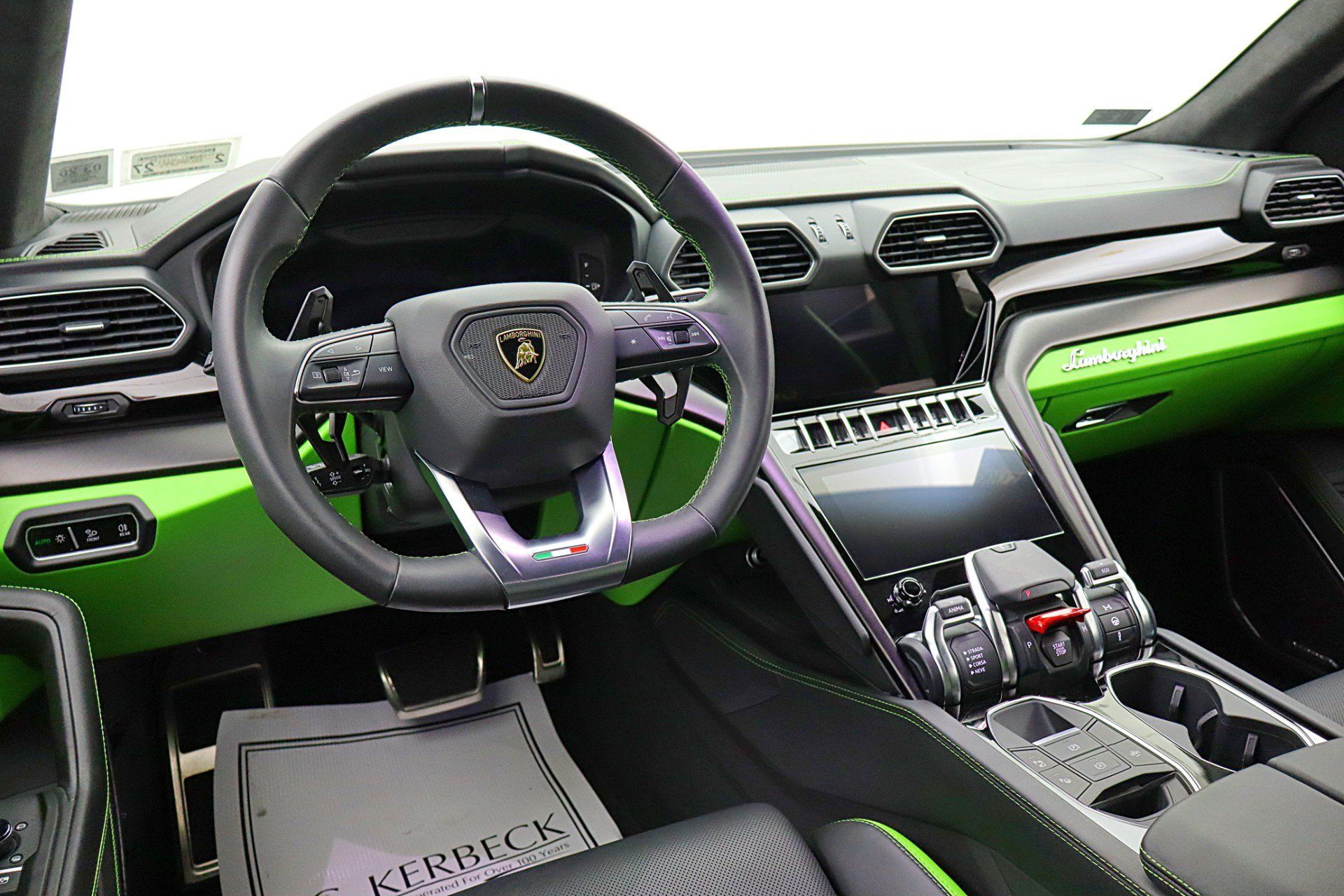 Used 2024 Lamborghini Urus S AWD/4WD image 36