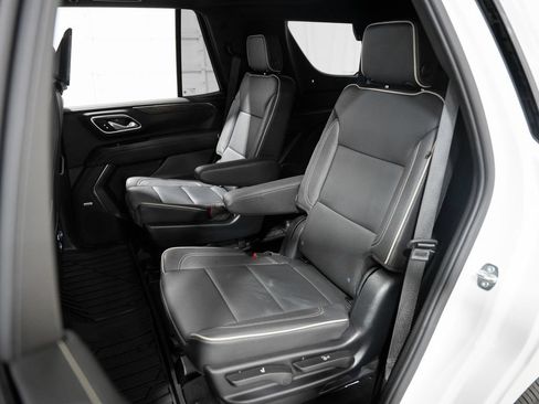 Used 2023 Chevrolet Tahoe Premier w/ Advanced Technology Package AWD/4WD image 28