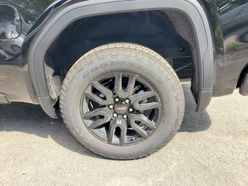 New 2026 GMC Sierra 1500 Elevation w/ Elevation Premium Package image 6