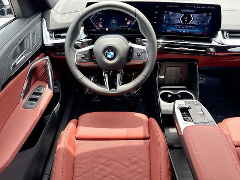 New 2026 BMW X2 xDrive28i w/ Technology Package AWD/4WD image 16