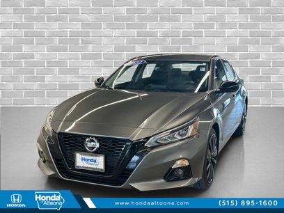 Used 2022 Nissan Altima 2.5 SR w/ Midnight Edition Package