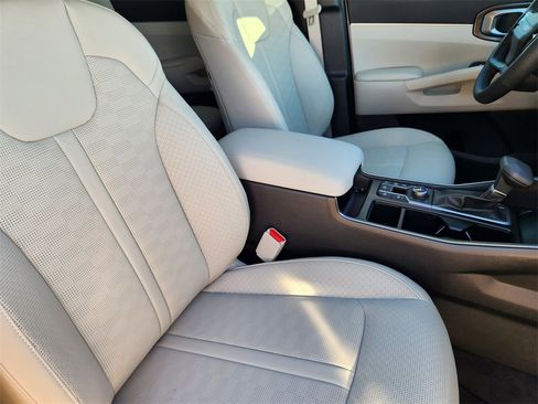 New 2026 Kia Sorento S image 10