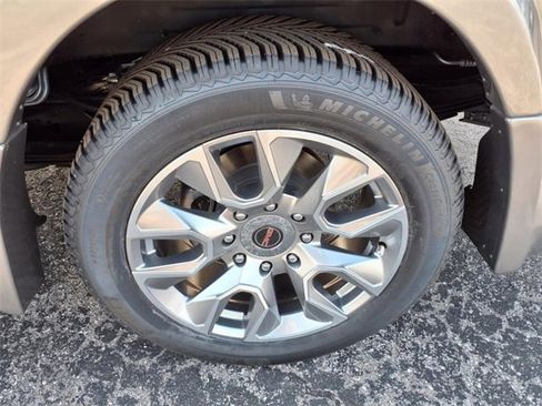 New 2025 GMC Savana 2500 w/ Driver Convenience Package image 34