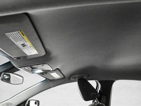 Used 2022 Chevrolet Malibu LT image 16