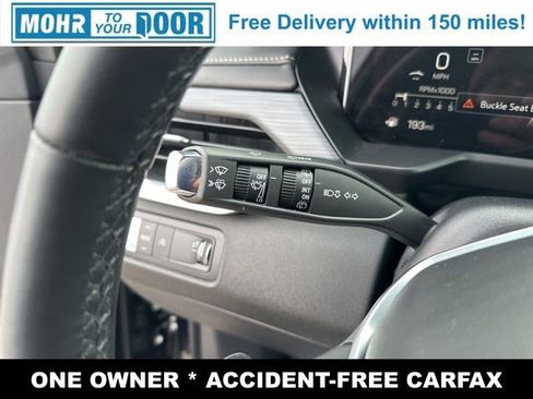 Used 2025 GMC Acadia Elevation image 23