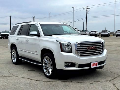 Used 2018 GMC Yukon SLT w/ Premium Edition image 4