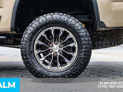 Used 2022 Chevrolet Colorado ZR2 AWD/4WD image 17