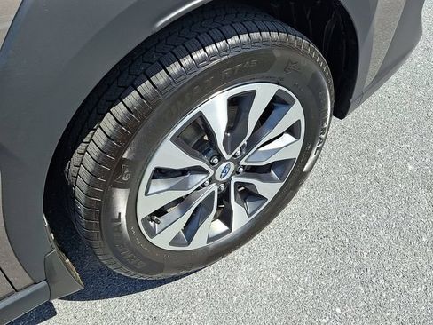 Used 2023 Subaru Outback Limited AWD/4WD image 10