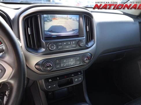 Used 2018 Chevrolet Colorado Z71 AWD/4WD image 15