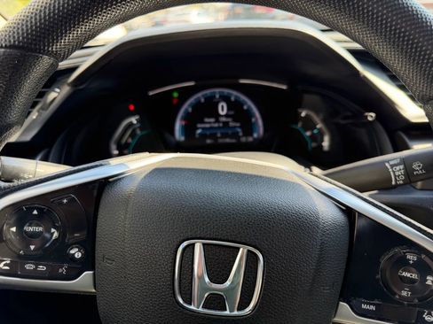 Used 2020 Honda Civic LX image 17