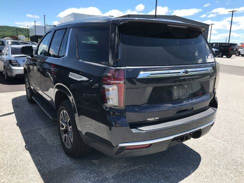 Used 2022 Chevrolet Tahoe LT w/ LT Signature Plus Package AWD/4WD image 3
